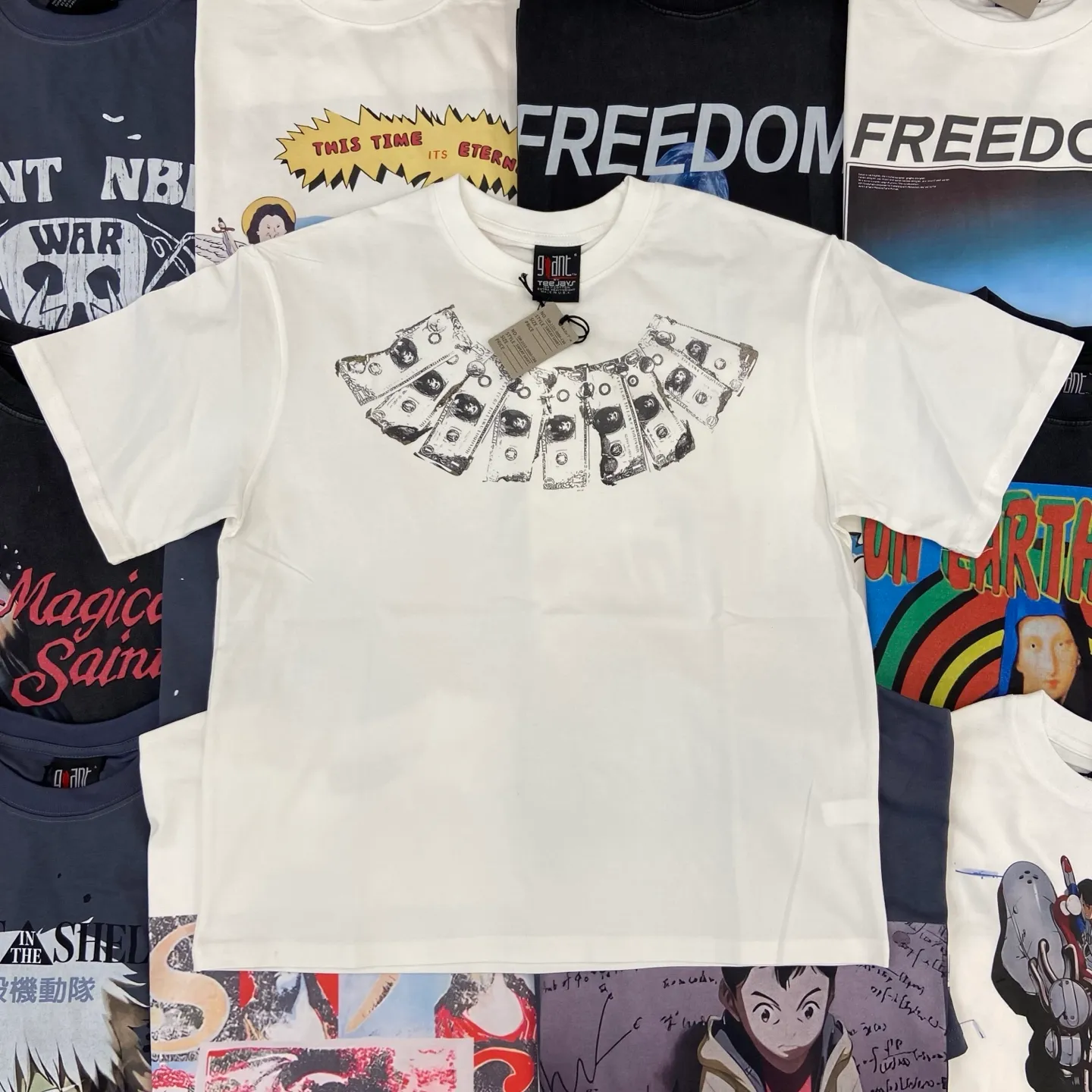 Saint Michael series of new American retro washed and distressed niche printed pure cotton loose short-sleeved T-shirts with digital white ink direct injection, breathable fabrics and three-dimensional and clear patterns. Fabric: Double yarn 240g Size: S-M-L-XL
